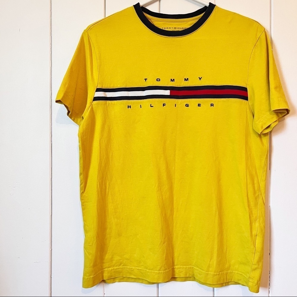 Tommy Hilfiger Yellow T-Shirt. Size Small.